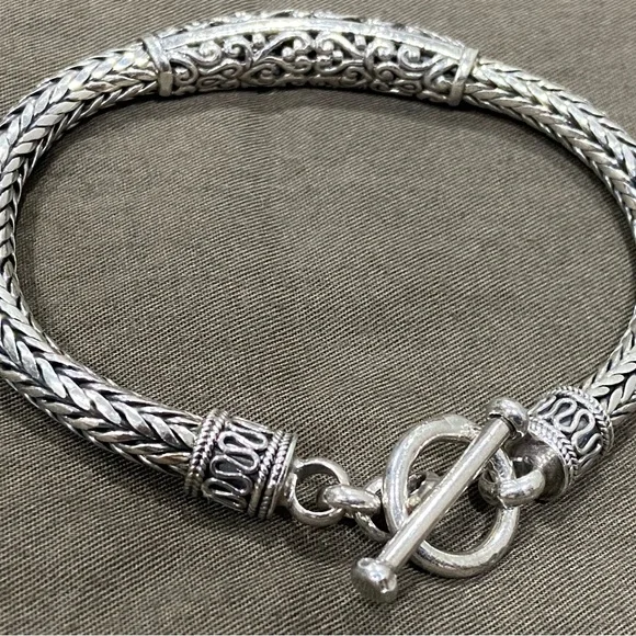 Heavy Silver Chain - Picture 2 of 9